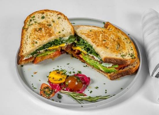 BREKKY SANDWICH